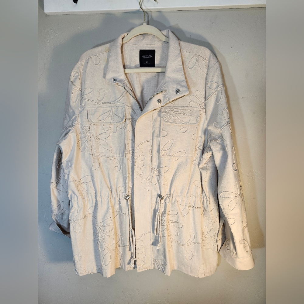 Simply Vera Vera Wang Soft Beige Embroidered Jacket Sz XL